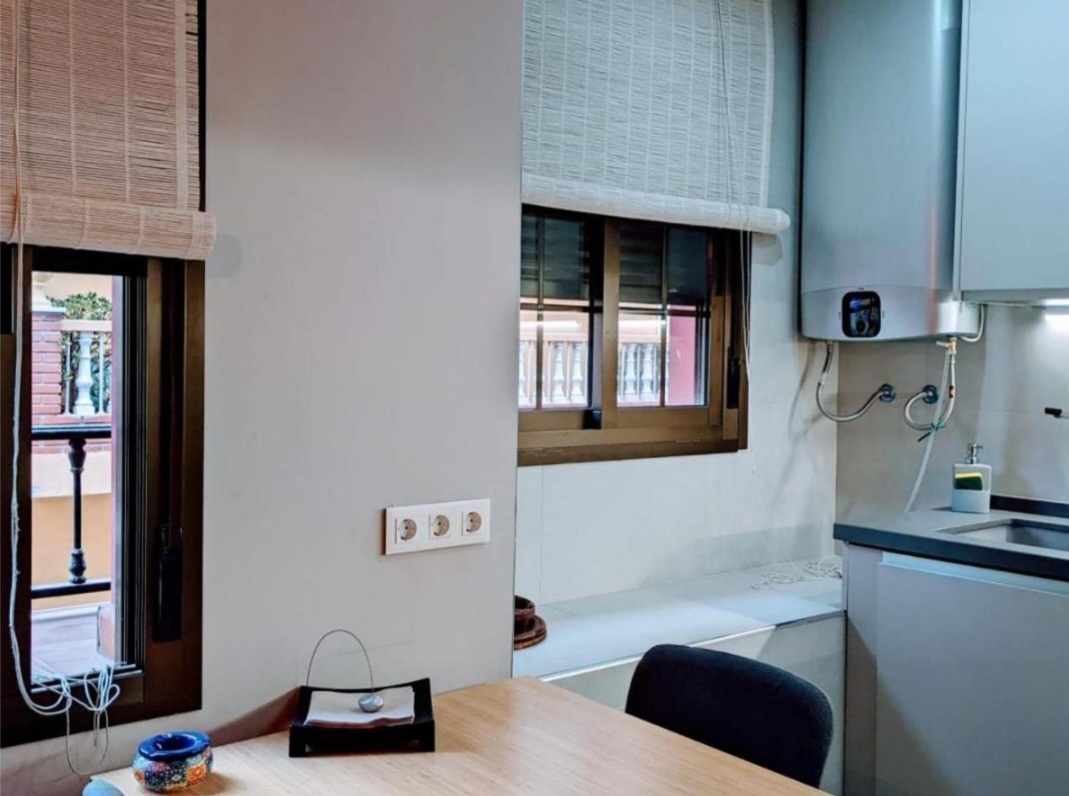 Piso reformado y exterior en Fuengirola – A 10 min del centro y 15 min de la playa