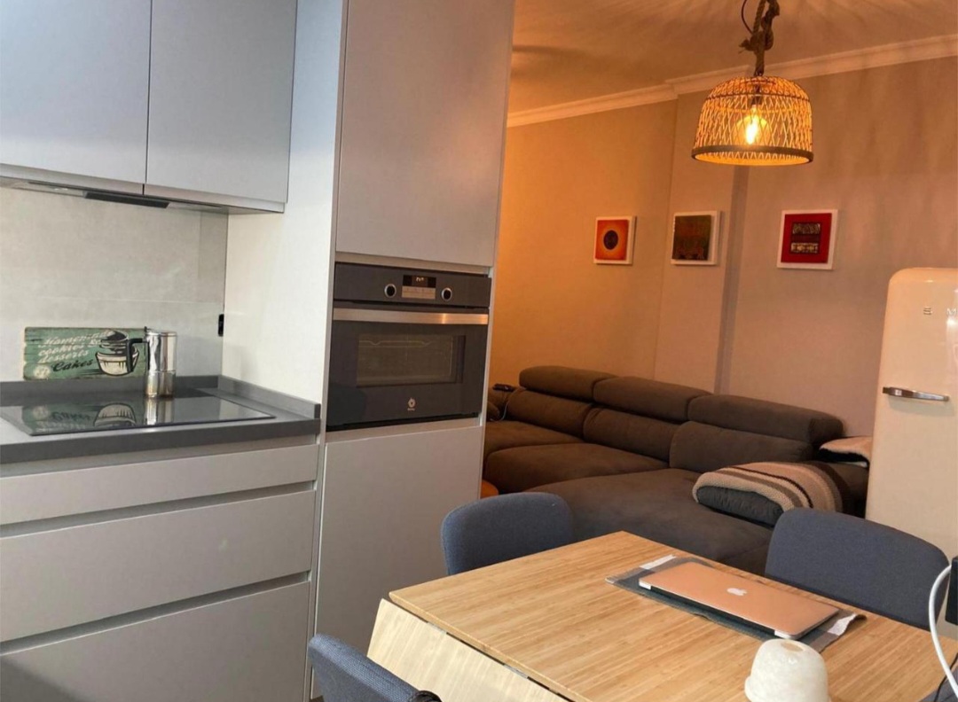 Piso reformado y exterior en Fuengirola – A 10 min del centro y 15 min de la playa