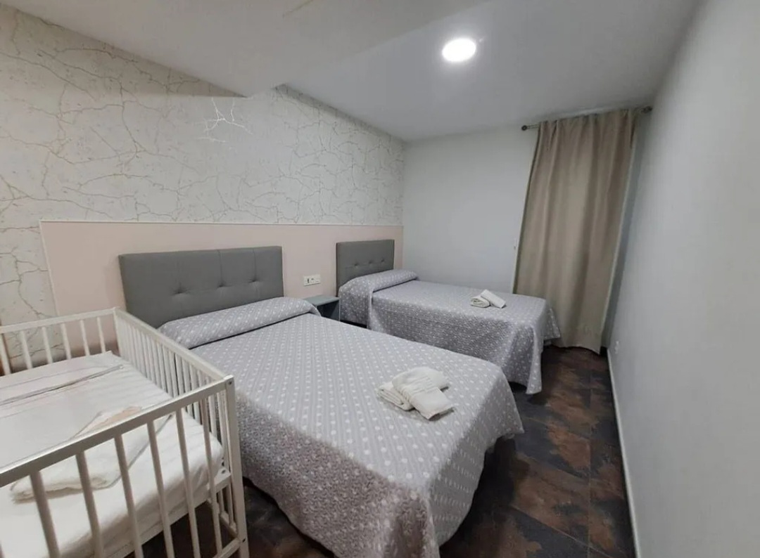 Encantador apartamento renovado en La Carihuela – Torremolinos, a pasos del mar