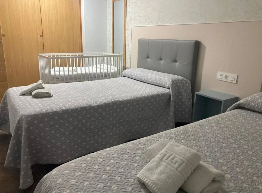 Encantador apartamento renovado en La Carihuela – Torremolinos, a pasos del mar