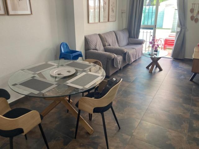 Encantador apartamento renovado en La Carihuela – Torremolinos, a pasos del mar