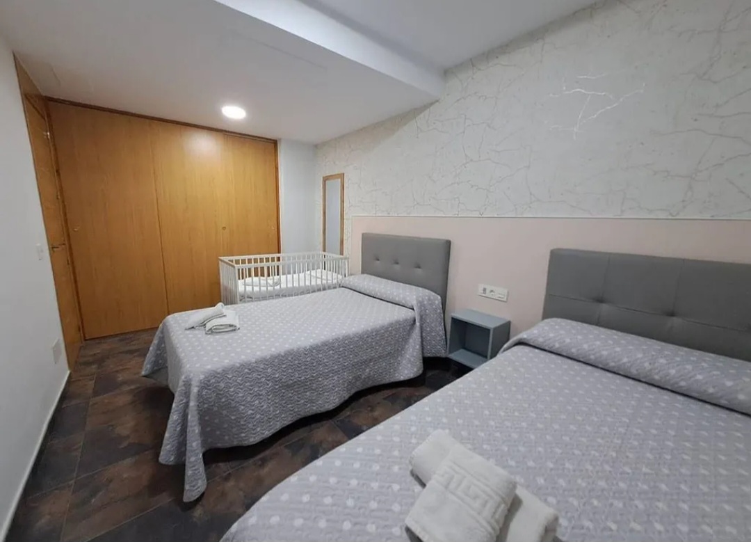 Encantador apartamento renovado en La Carihuela – Torremolinos, a pasos del mar