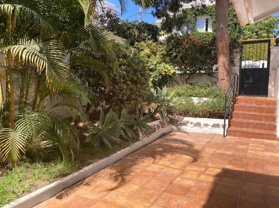 Encantador apartamento renovado en La Carihuela – Torremolinos, a pasos del mar