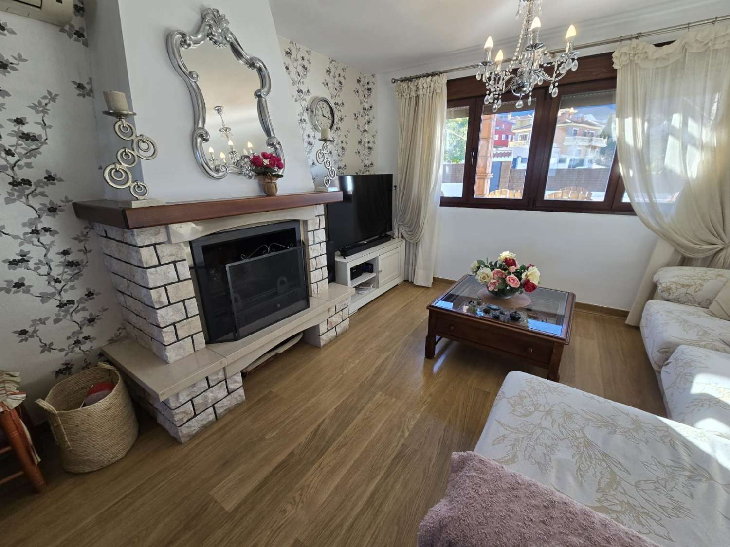 Coqueta villa independiente con piscina privada en Alhaurin de la Torre