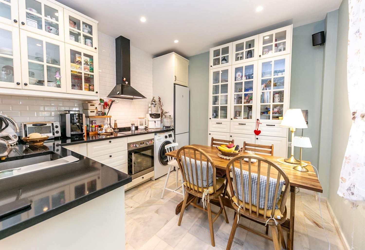 Exclusivo ático dúplex en la urbanización Tío Charles, bENALMADENA