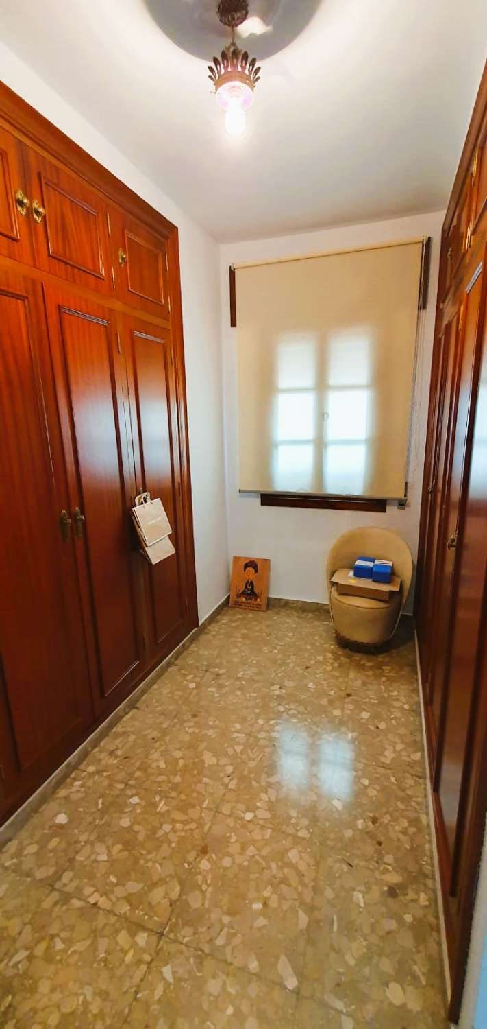 Magnífica villa independiente con piscina en Churriana (Málaga)