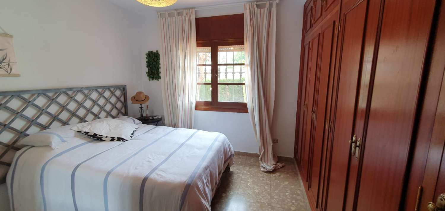 Magnífica villa independiente con piscina en Churriana (Málaga)