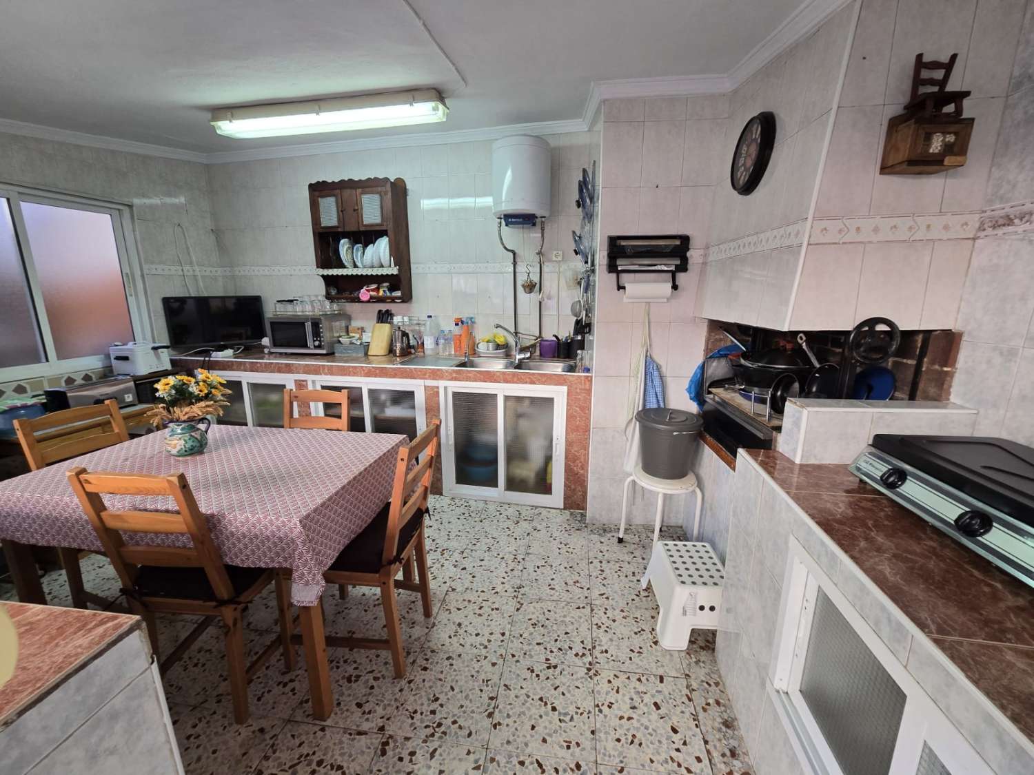 GRAN CASAMATA con estilo propio, muy bien ubicada en la zona urbana de El Romeral, Alhaurín de la Torre.