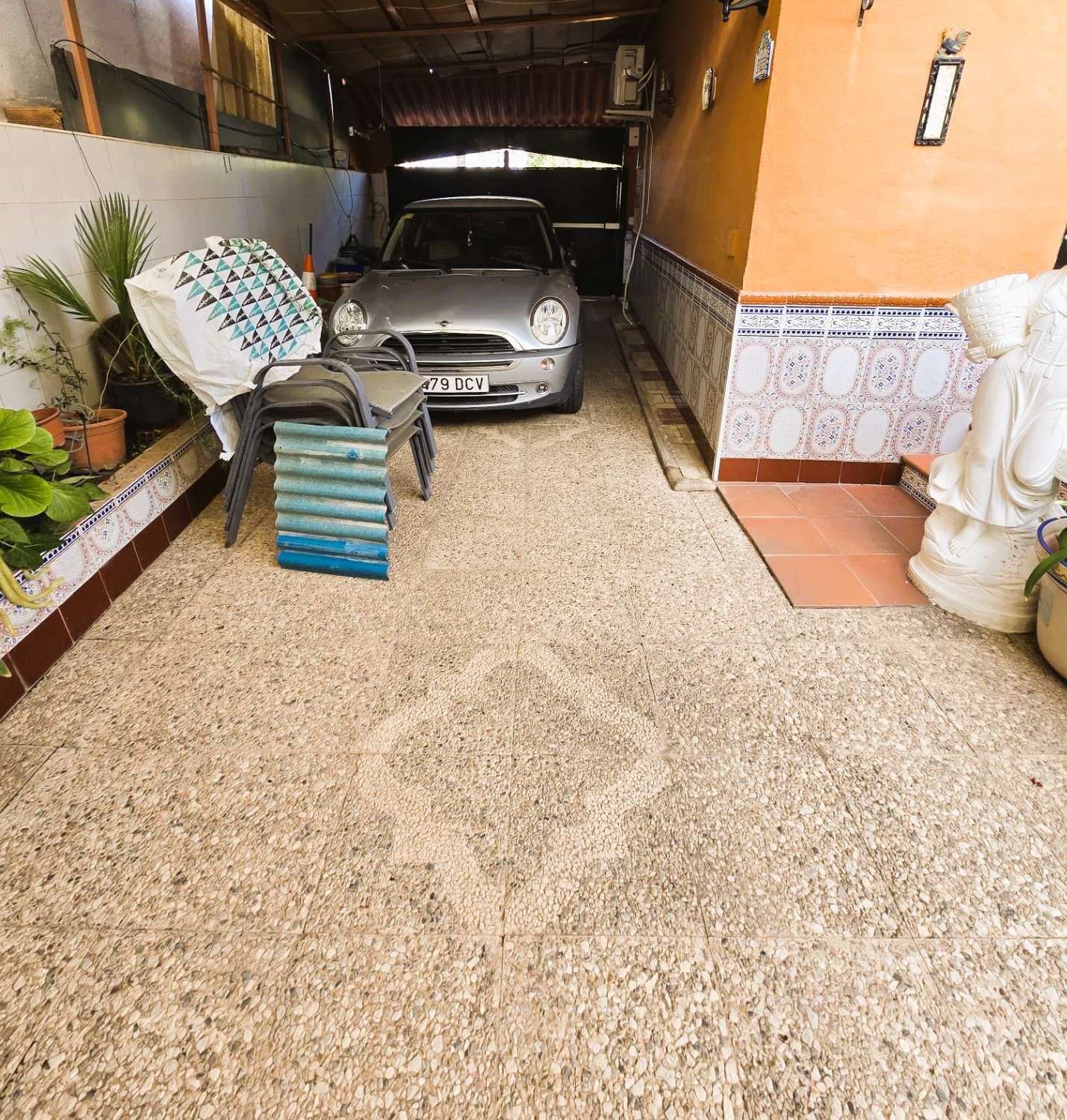 GRAN CASAMATA con estilo propio, muy bien ubicada en la zona urbana de El Romeral, Alhaurín de la Torre.