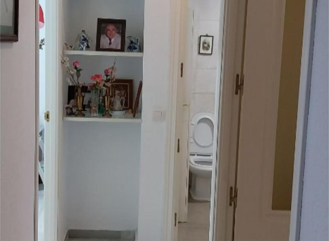 Vivienda en La Trinidad, Málaga, con excelente ubicación.