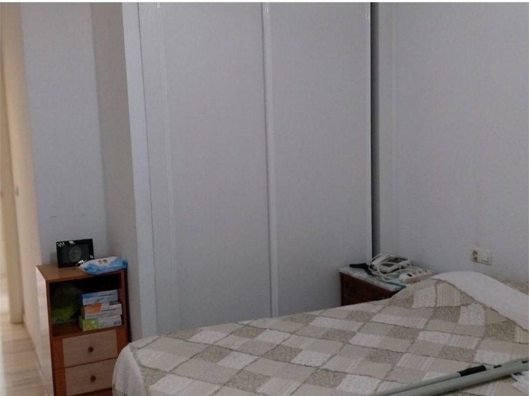 Vivienda en La Trinidad, Málaga, con excelente ubicación.