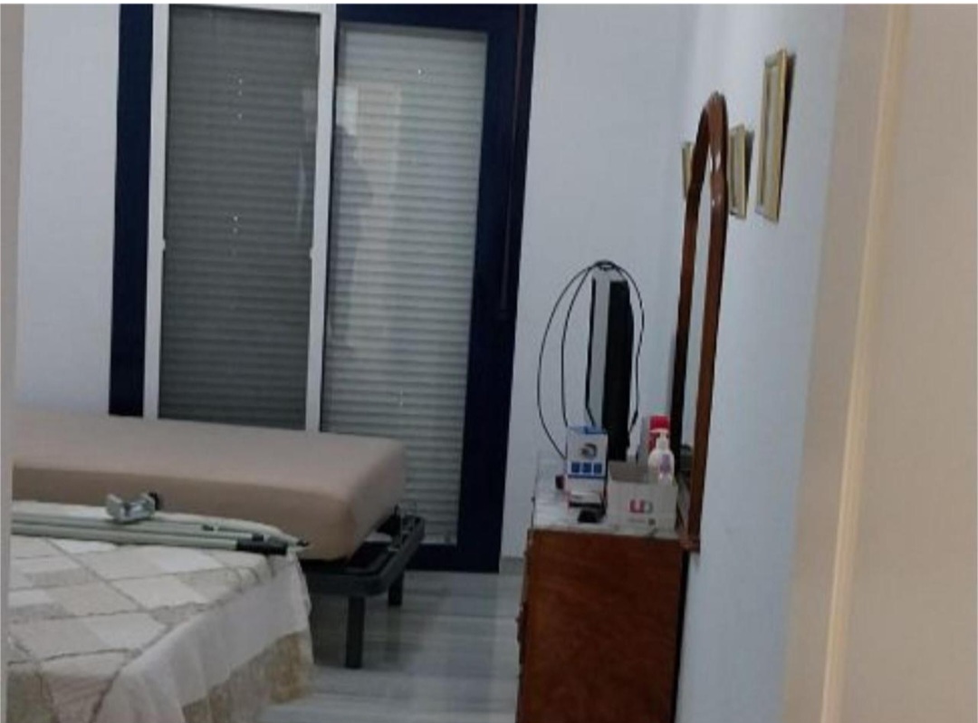 Vivienda en La Trinidad, Málaga, con excelente ubicación.