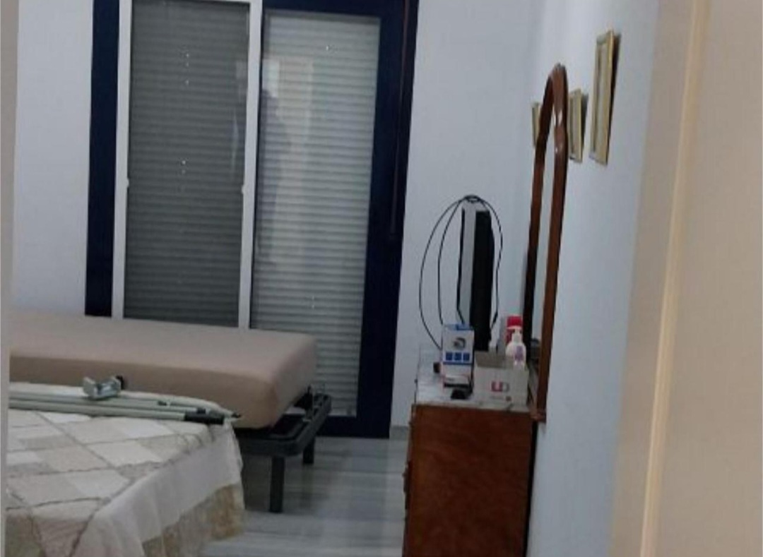 Vivienda en La Trinidad, Málaga, con excelente ubicación.