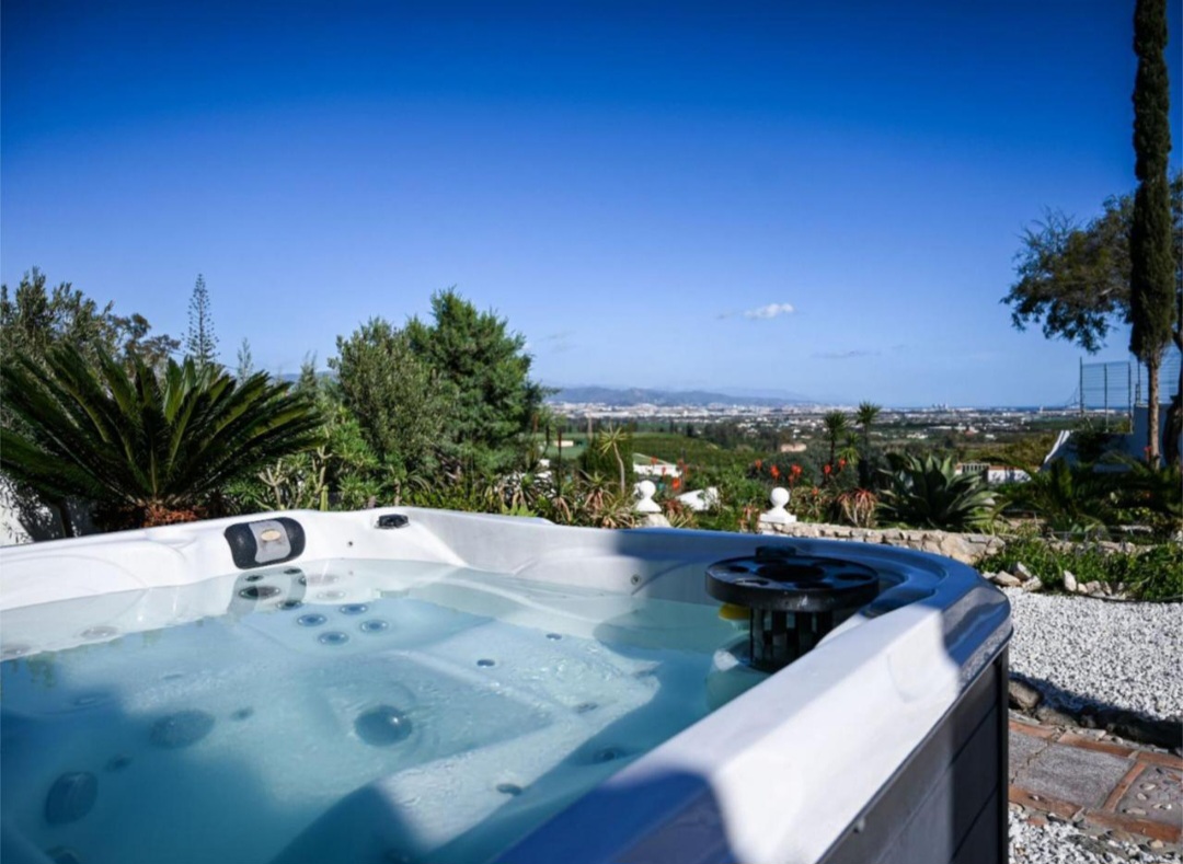 Villa independiente exclusiva con AFO en Alhaurín de la Torre