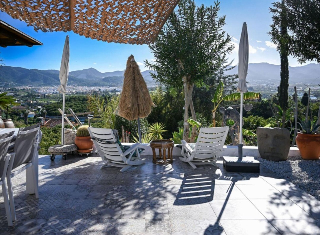 Villa independiente exclusiva con AFO en Alhaurín de la Torre