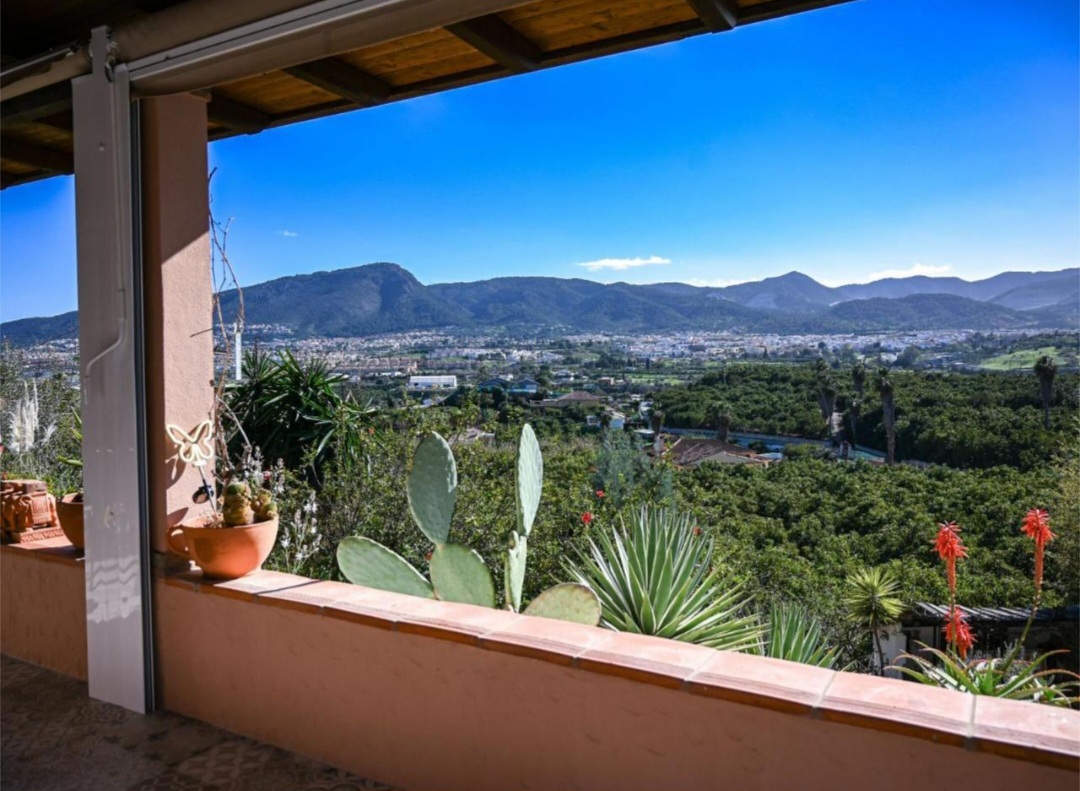 Villa independiente exclusiva con AFO en Alhaurín de la Torre