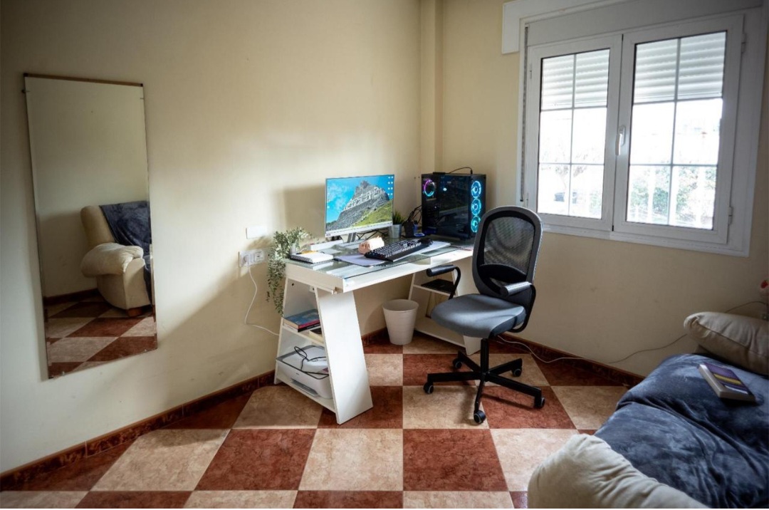 Exclusiva vivienda con piscina en ubicación estratégica en Churriana