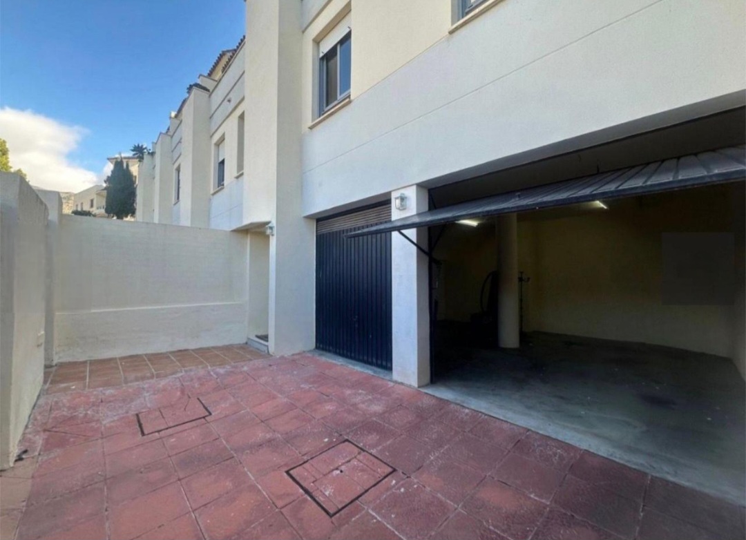 Gran chalet pareado a 100 metros de la playa – Torreblanca, Fuengirola