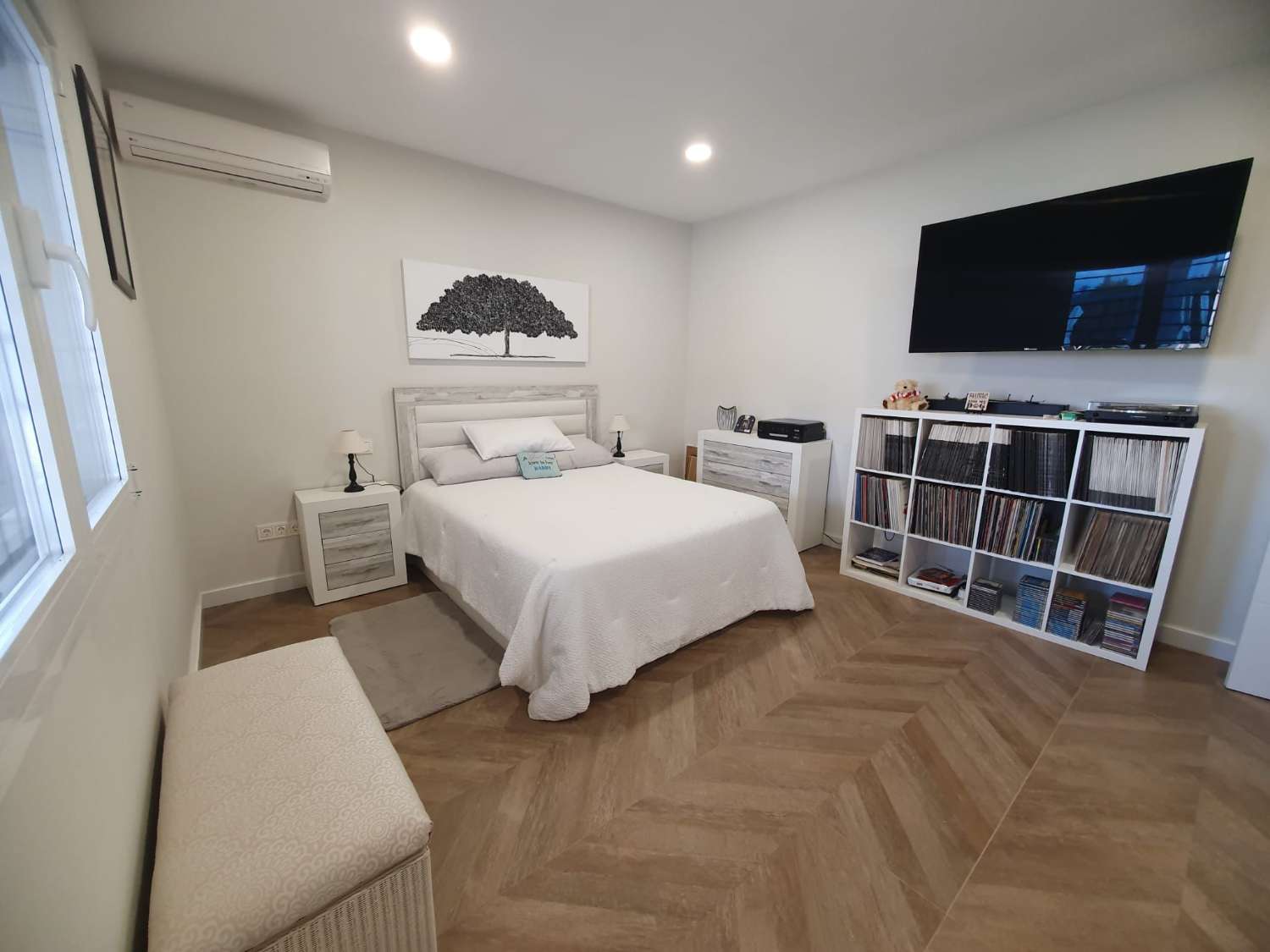 Magnífica villa independiente en venta.