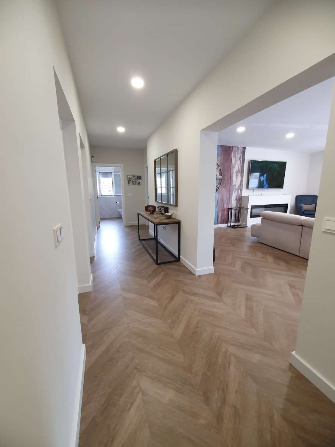 Magnífica villa independiente en venta.