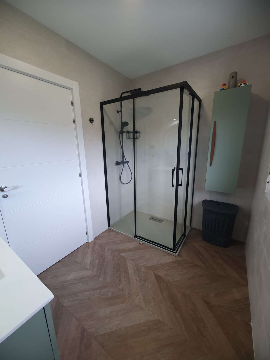 Magnífica villa independiente en venta.