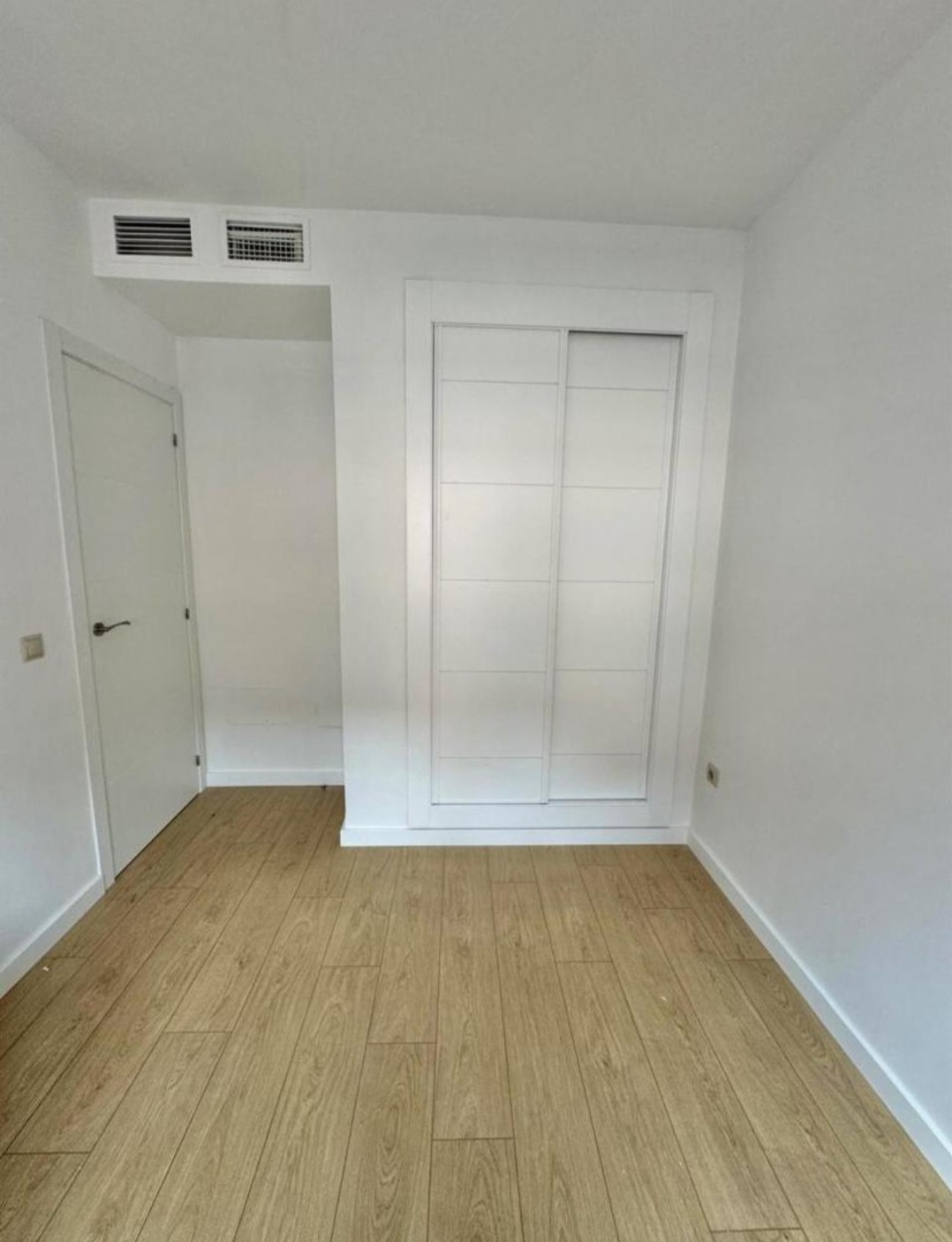 Magnífica casa adosada en Huerta Nueva (Málaga) – aproximadamente 200 m² construidos