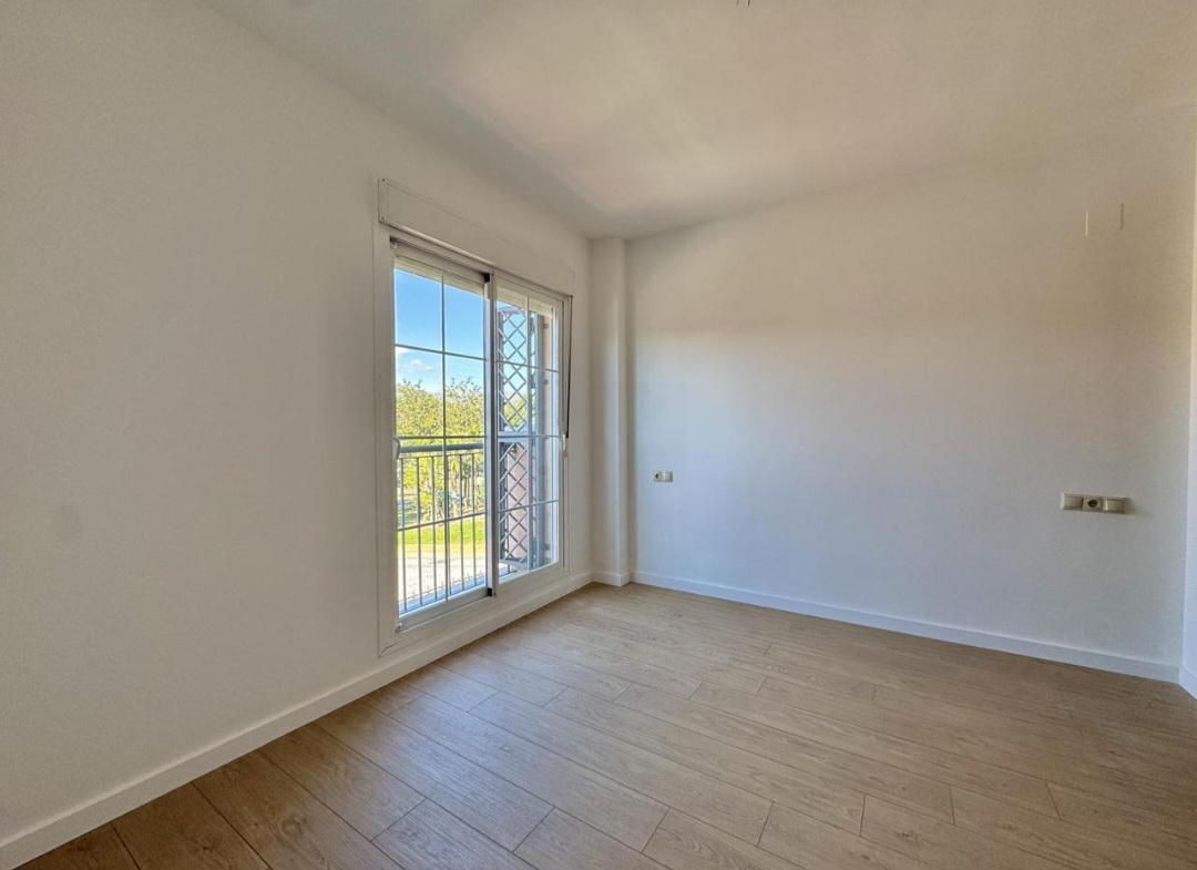 Magnífica casa adosada en Huerta Nueva (Málaga) – aproximadamente 200 m² construidos