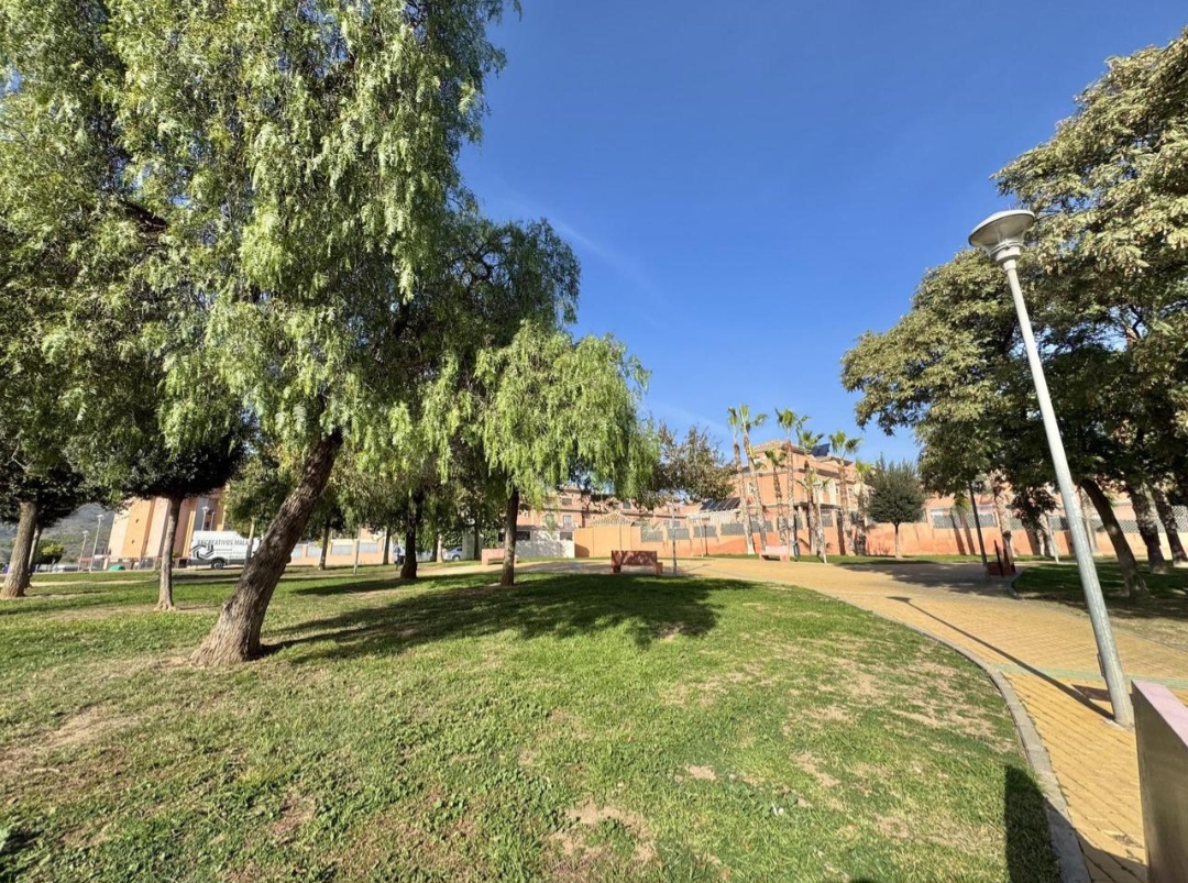 Magnífica casa adosada en Huerta Nueva (Málaga) – aproximadamente 200 m² construidos