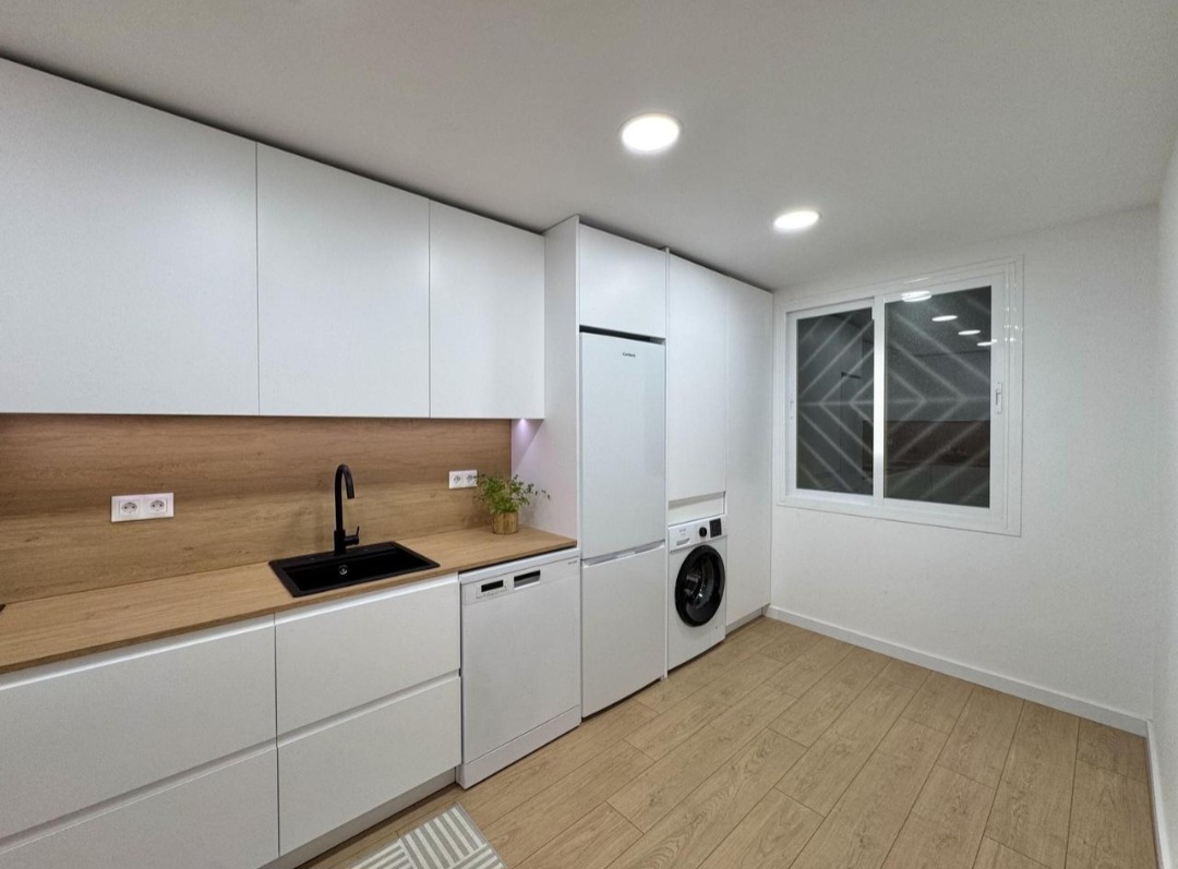 Magnífica casa adosada en Huerta Nueva (Málaga) – aproximadamente 200 m² construidos