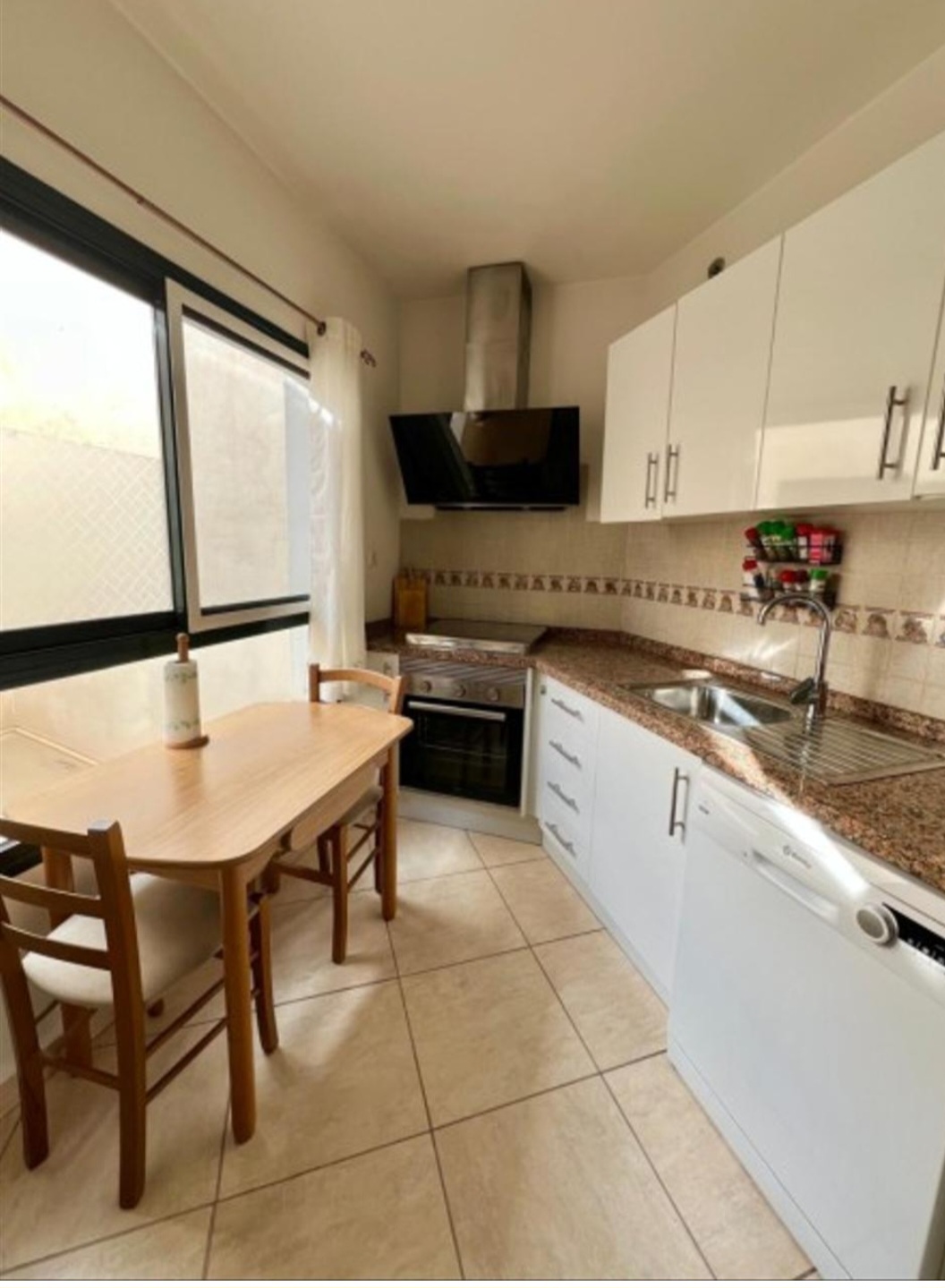 Acogedora vivienda ubicada en la zona de El Calvario, Torremolinos