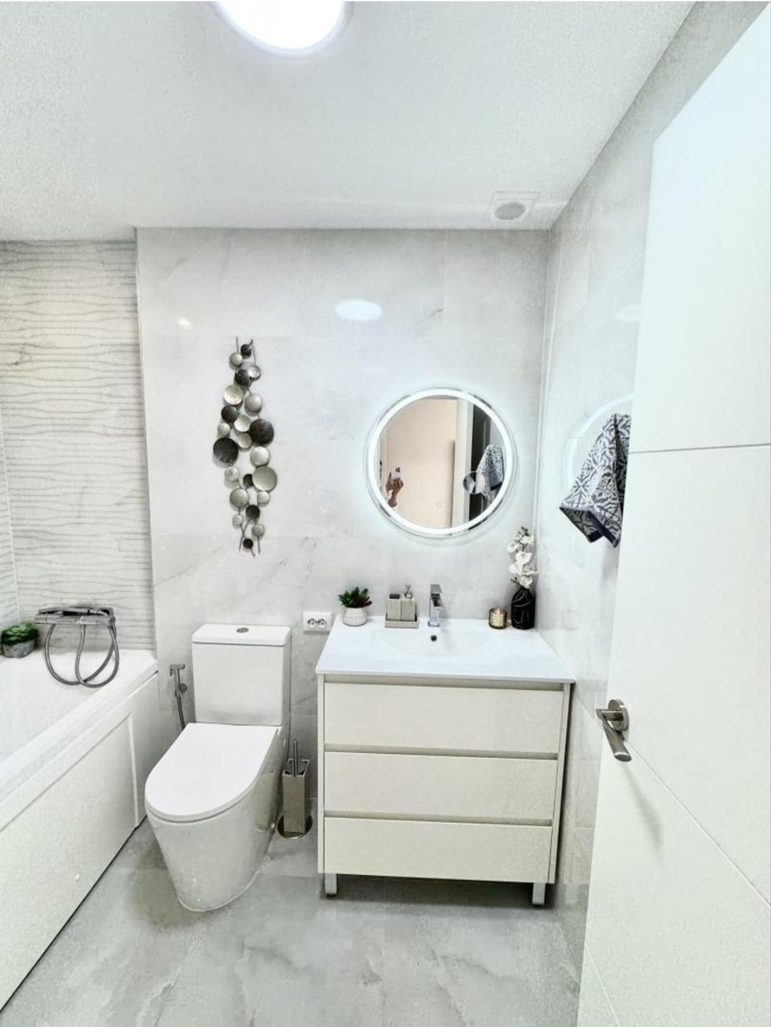 Una propiedad que realmente marca la diferencia en Riviera del Sol, Mijas