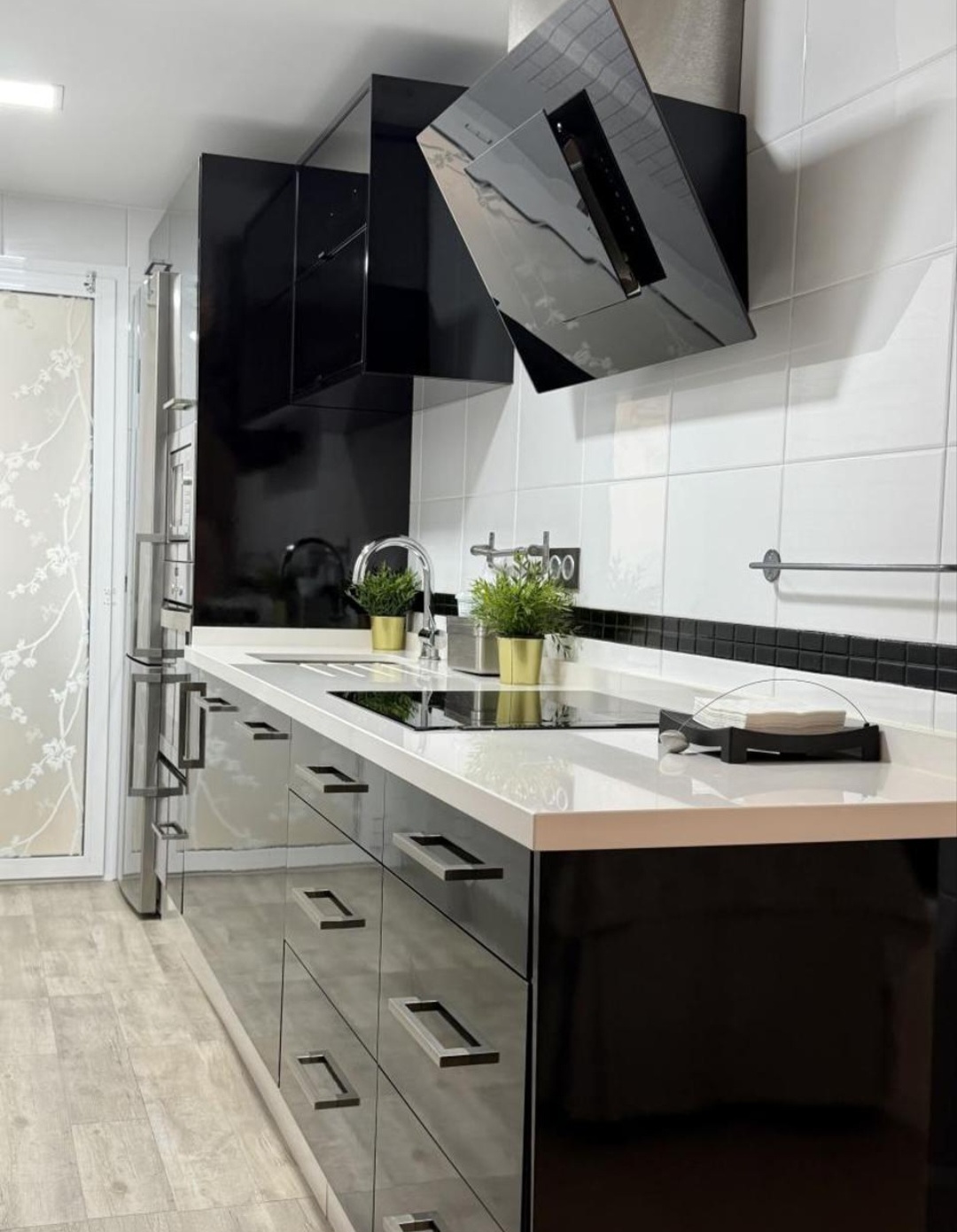 Bajo con gran terraza, garaje y trastero en venta en Cártama Pueblo