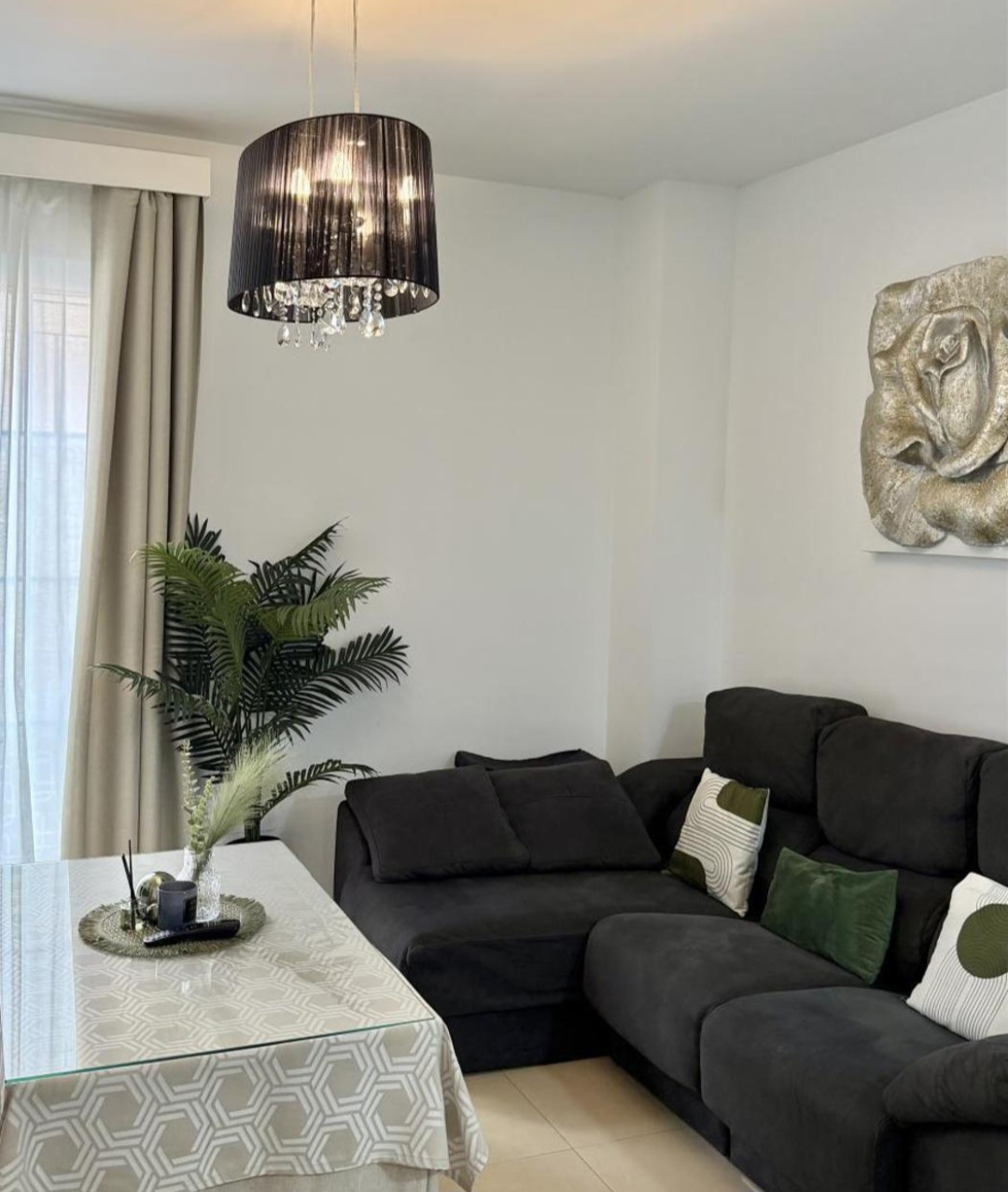 Bajo con gran terraza, garaje y trastero en venta en Cártama Pueblo