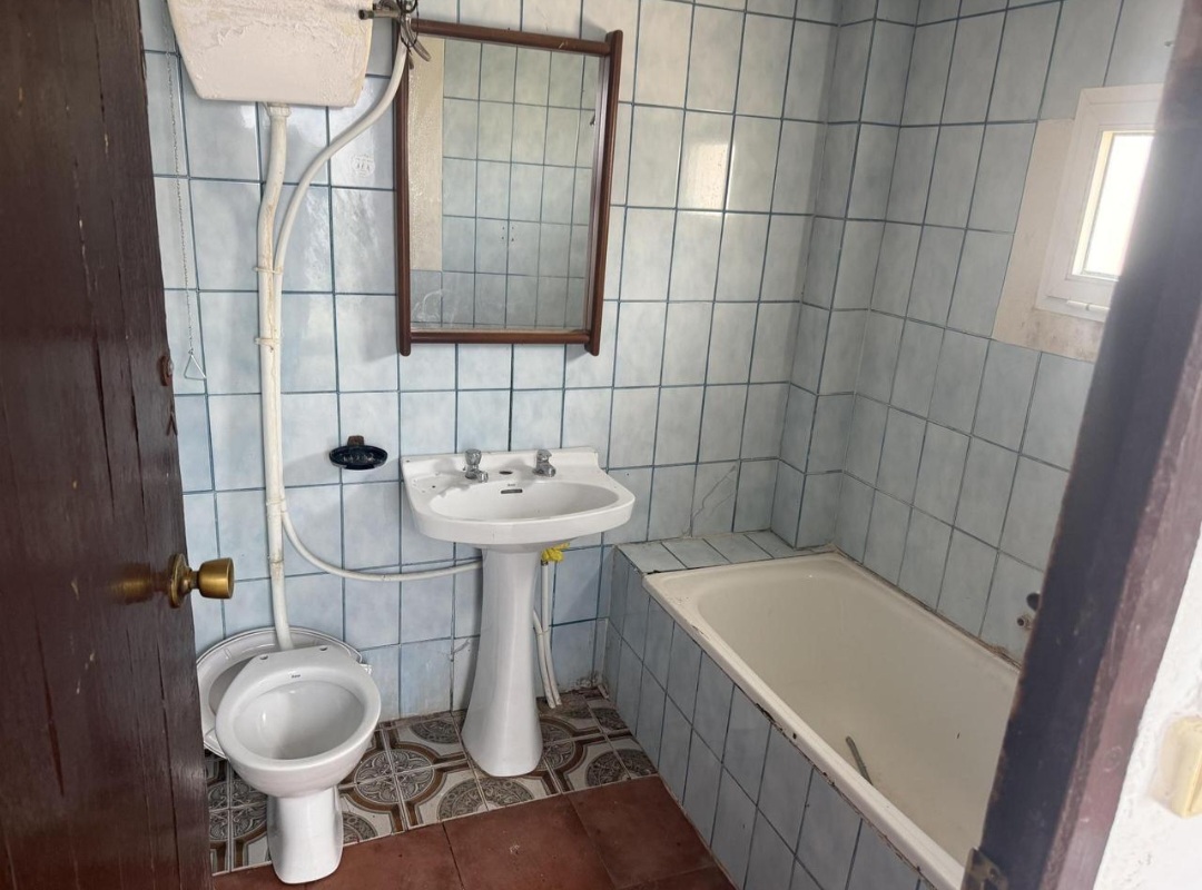 Casa de campo con gran parcela a solo 100 metros del pueblo en Villanueva de Algaidas