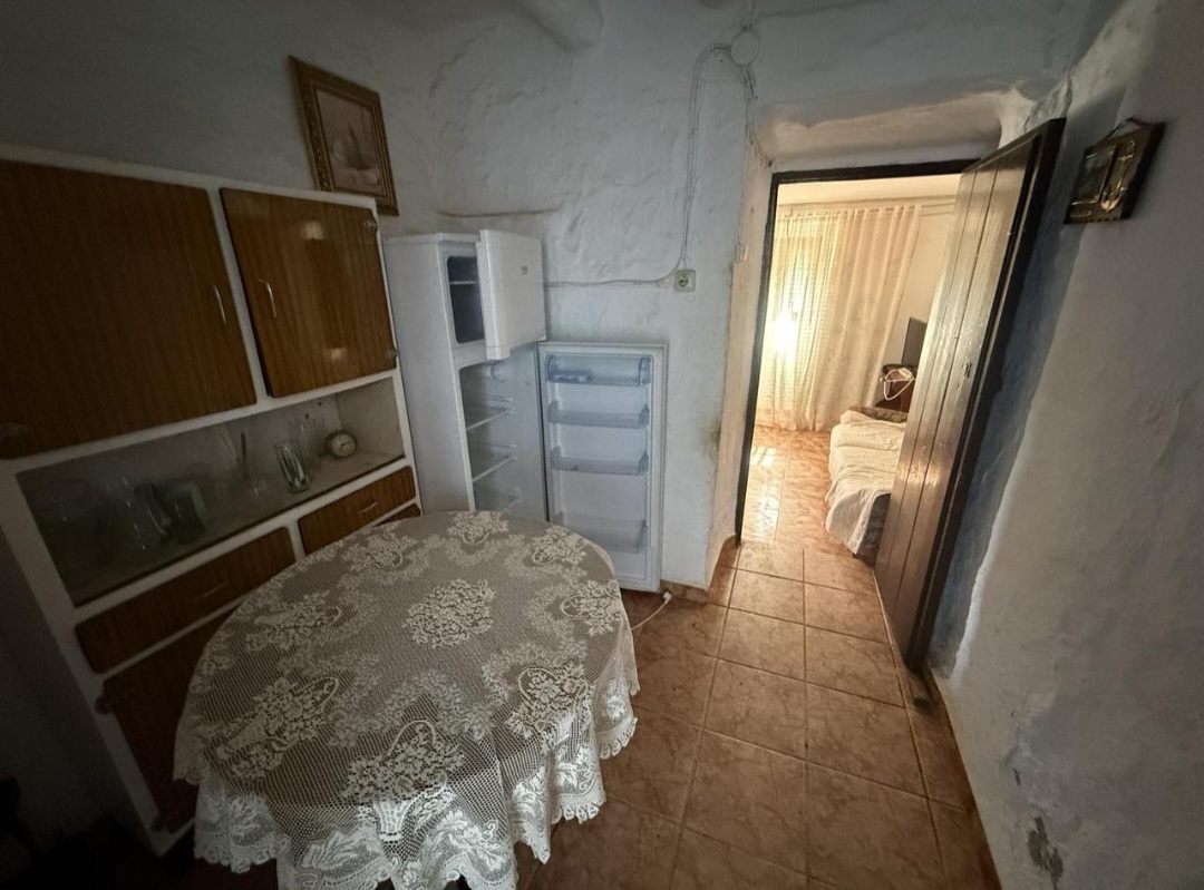 Casa de campo con gran parcela a solo 100 metros del pueblo en Villanueva de Algaidas