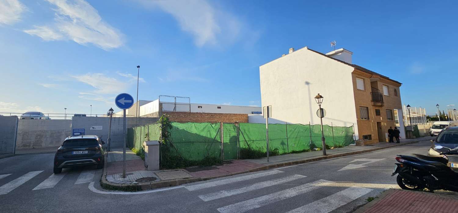 Solar en venta en El Peñón de Zapata – Alhaurín de la Torre