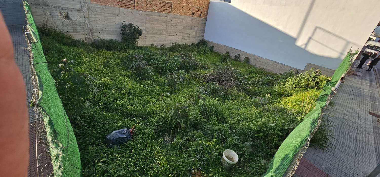 Solar en venta en El Peñón de Zapata – Alhaurín de la Torre