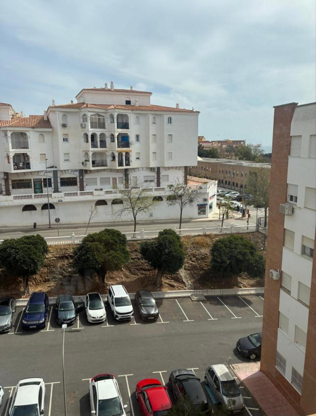 OPORTUNIDAD ÚNICA: Piso con vistas al mar en Arroyo de la Miel