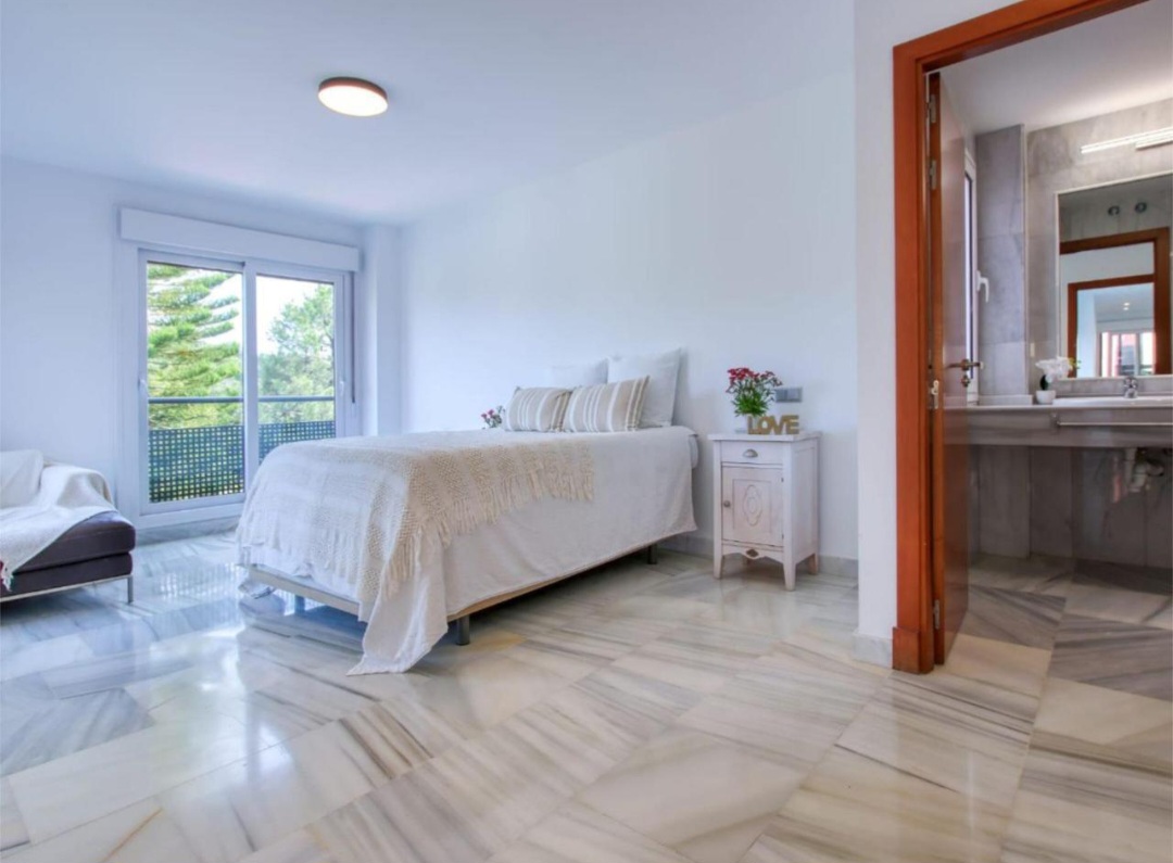 Villa en Benahavis con máxima privacidad y vistas espectaculares