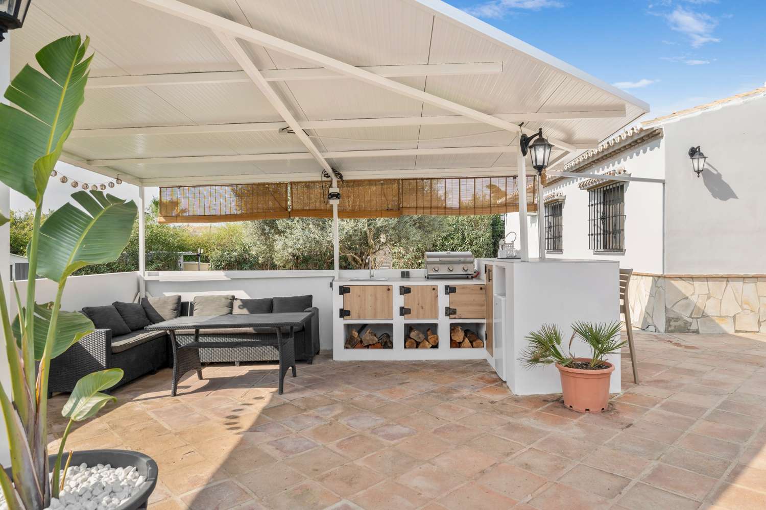 Finca rústica con dos viviendas independientes y piscinas privadas – Alhaurín el Grande / Cártama