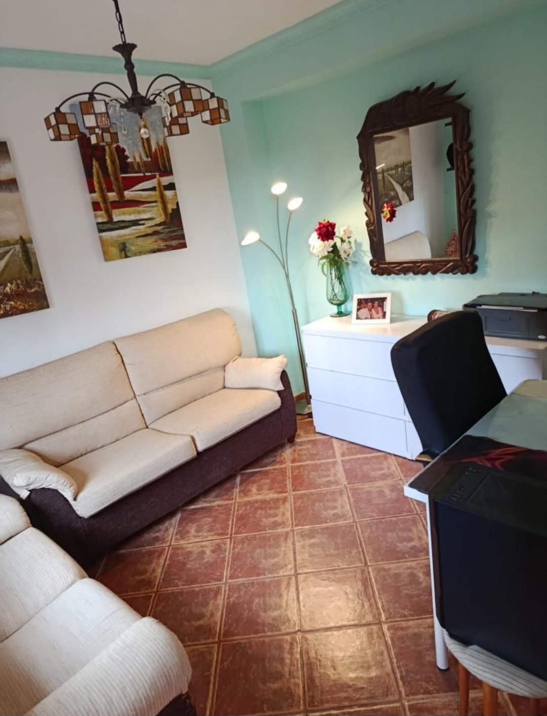 Chalet independiente reformado con dos viviendas, jardín y amplias terrazas en Olias