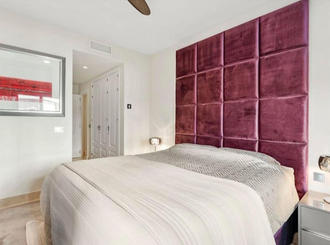 Exclusivo Bajo de Esquina en Capanes del Golf, Benahavís