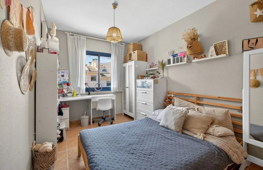 Impresionante chalet adosado en urbanización exclusiva con piscina en Capellanía, Alhaurín de la Torre