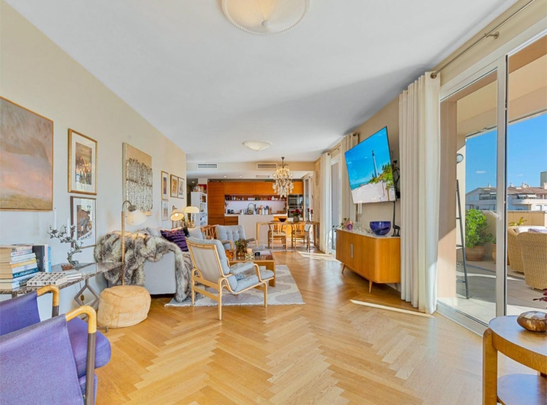 Ático exclusivo de 4 dormitorios con gran terraza en el corazón de Fuengirola