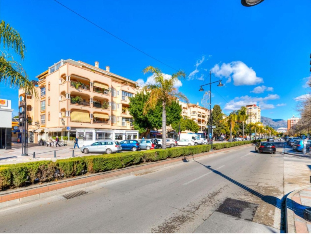 Ático exclusivo de 4 dormitorios con gran terraza en el corazón de Fuengirola