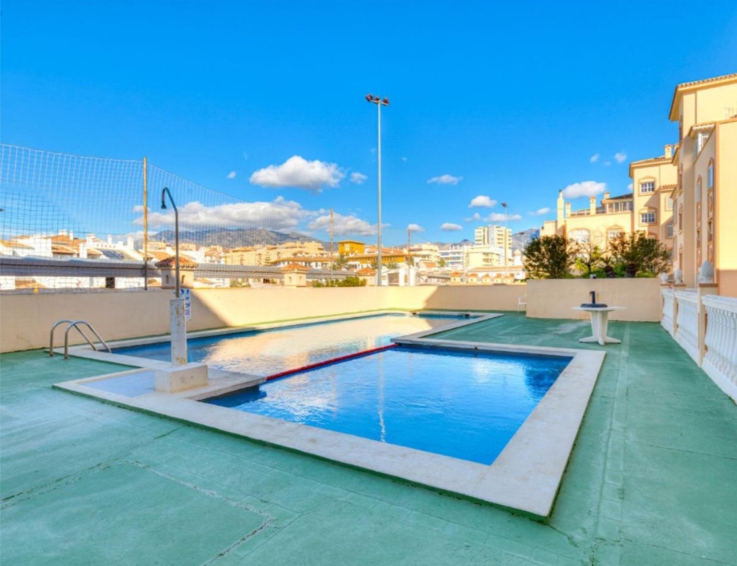 Ático exclusivo de 4 dormitorios con gran terraza en el corazón de Fuengirola