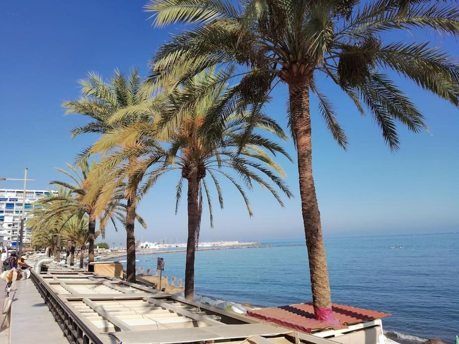 Плоский на продаж в Playa de la Fontanilla (Marbella)