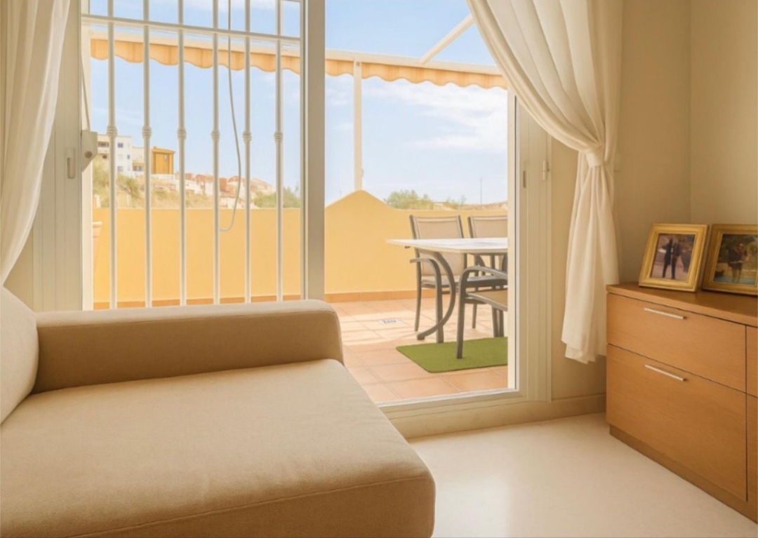 Ático en venta en Rincón de la Victoria – Luz, amplitud y calidad de vida