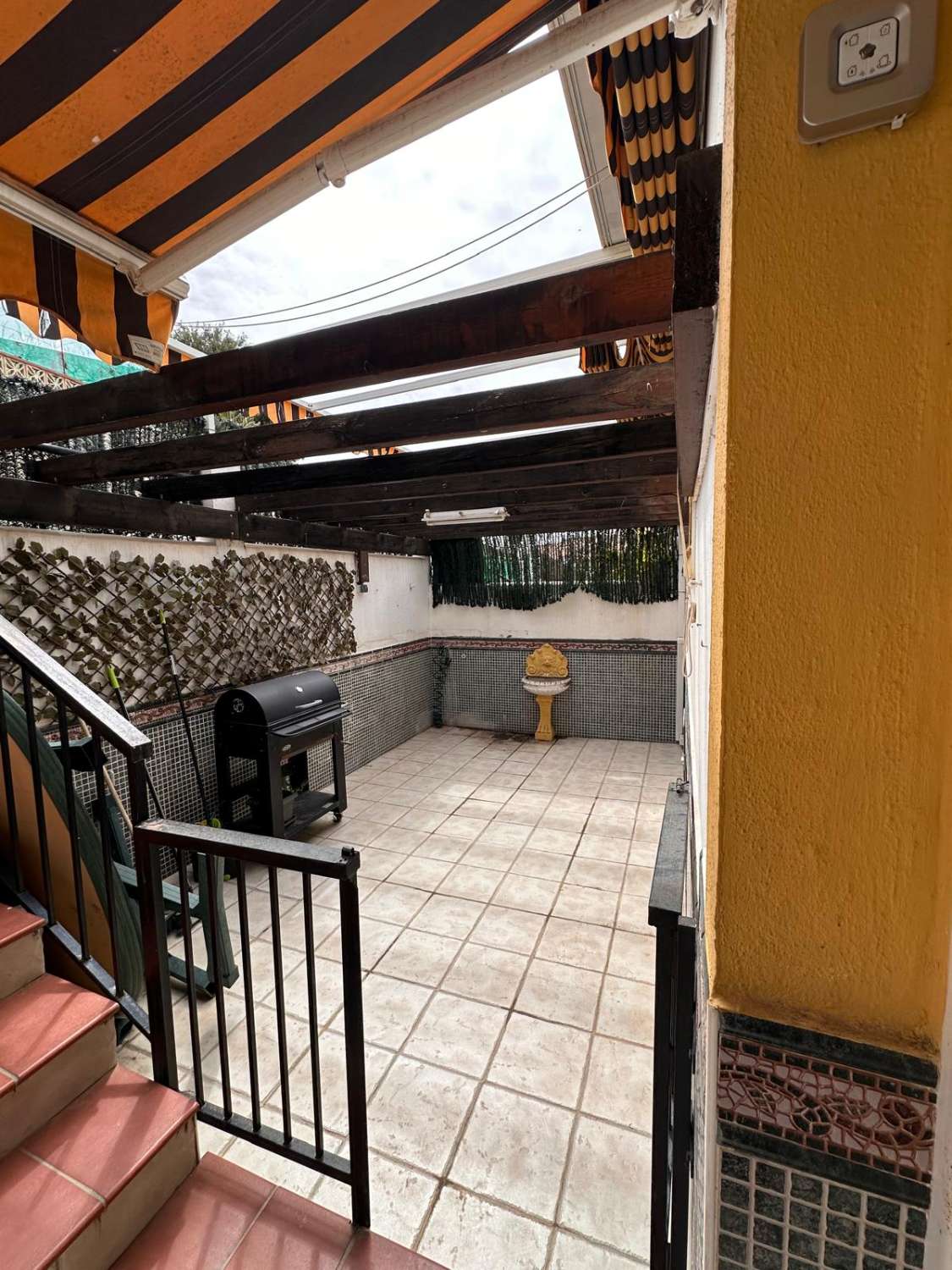 Chalet pareado con vistas al mar en Urb. Lo Cea – Rincón de la Victoria