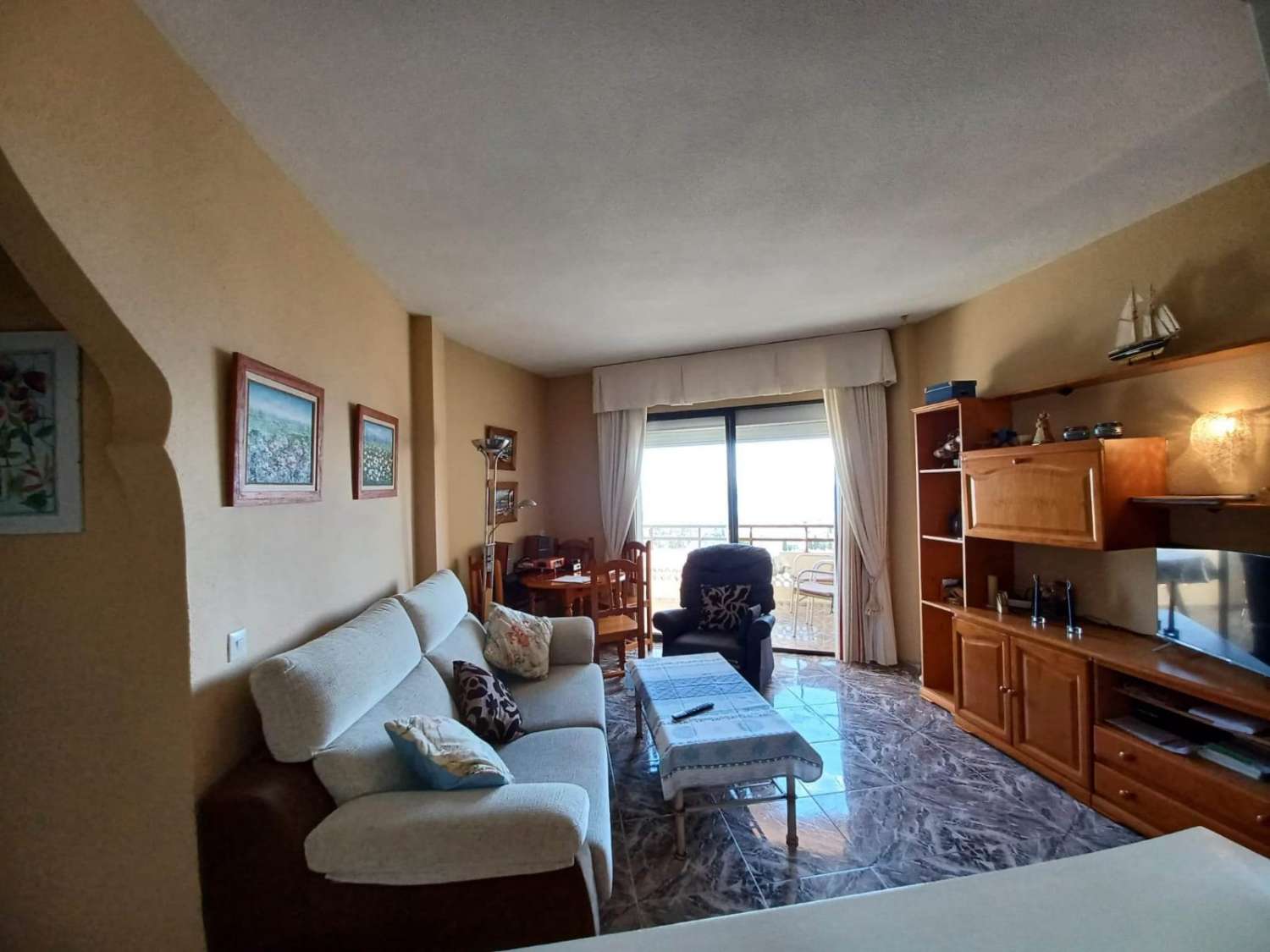 Apartamento en alquiler por temporadas en Torremolinos con vistas al mar